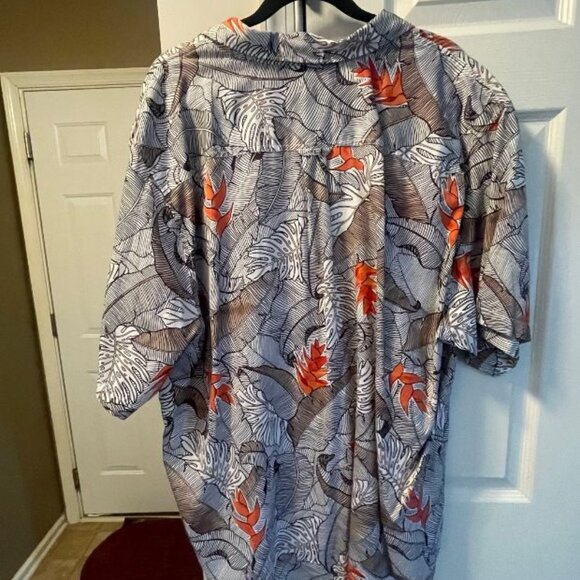Tommy Bahama hibiscus print short sleeve button down casual shirt XXL - EUC - Picture 2 of 4